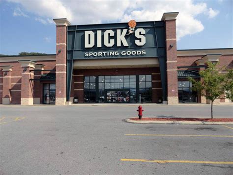 dick's sporting goods altoona pa